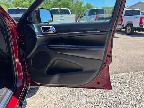 Used 2016 Jeep Grand Cherokee Limited image 20