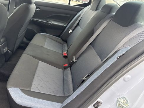 Used 2025 Nissan Versa SV image 10