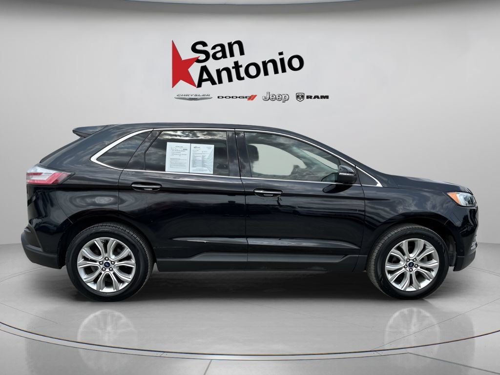 Used 2020 Ford Edge Titanium w/ Equipment Group 301A AWD/4WD image 17