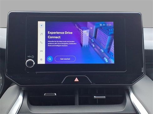 Used 2023 Toyota Venza LE image 10