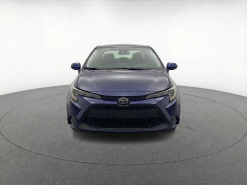 Used 2024 Toyota Corolla LE image 2