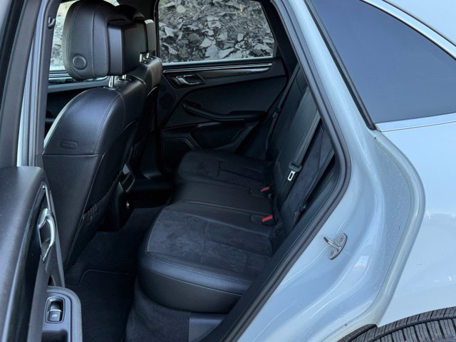 Used 2015 Porsche Macan S AWD/4WD image 15