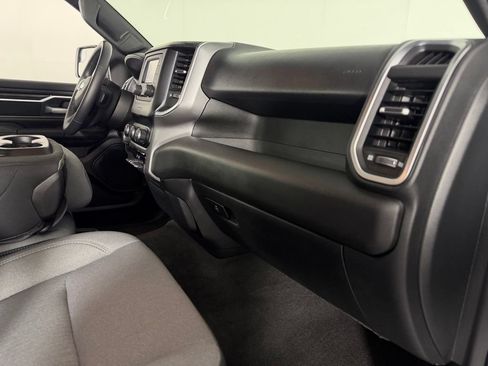 Used 2024 RAM 1500 Big Horn AWD/4WD image 29