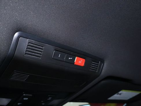 Used 2022 Volkswagen Jetta Sport image 24