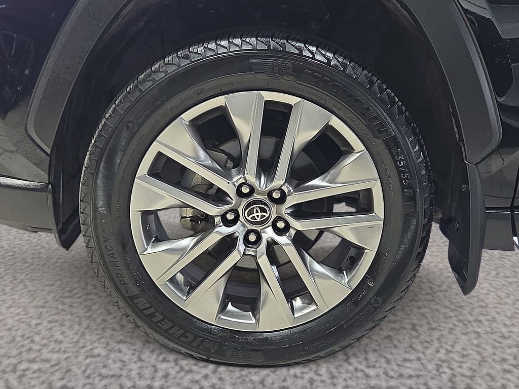 Certified 2025 Toyota RAV4 XLE Premium FWD image 8
