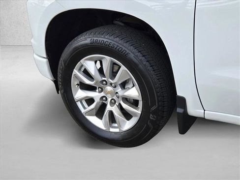 Certified 2025 Chevrolet Silverado 1500 Custom image 23