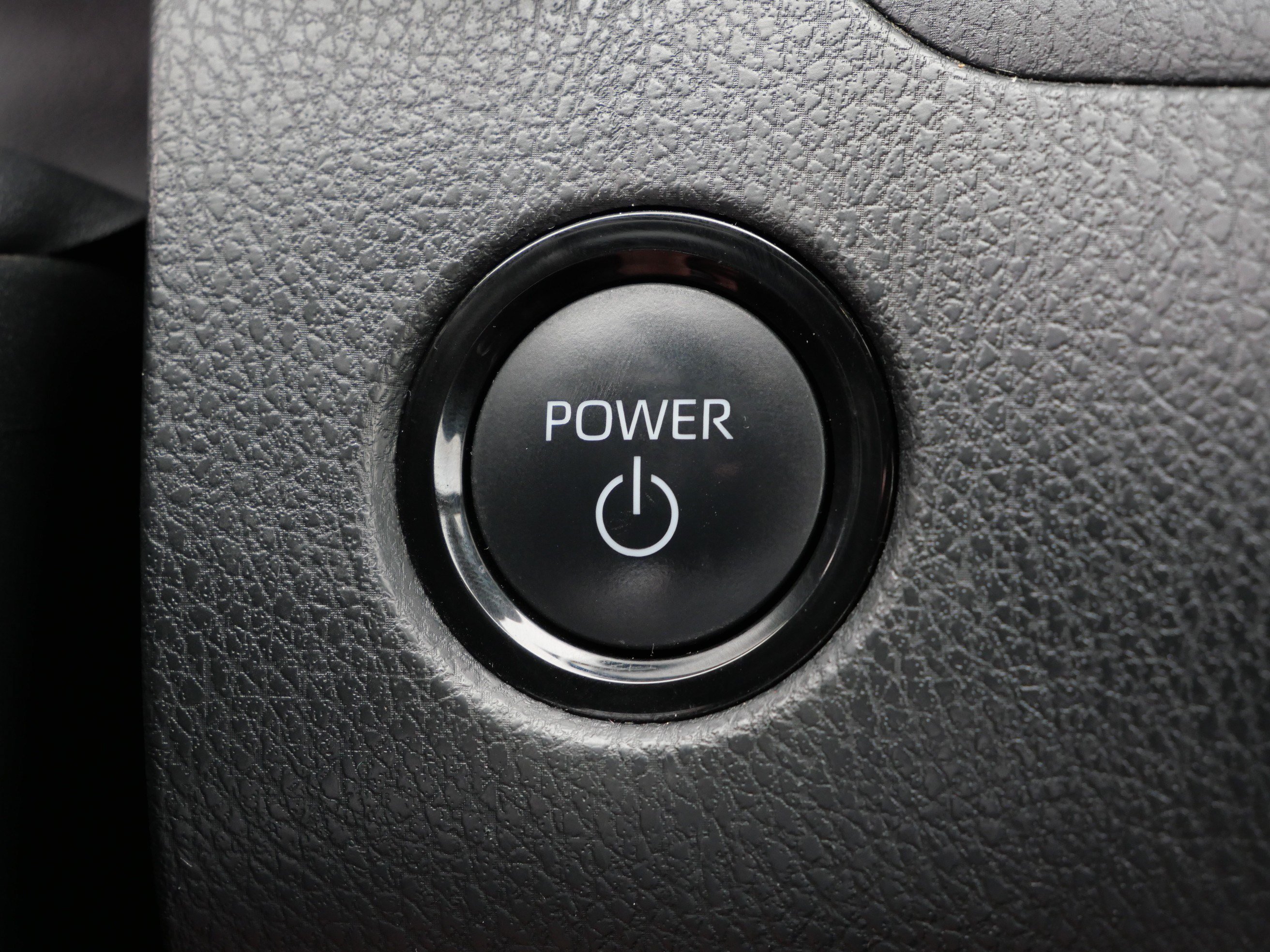 Certified 2025 Toyota Camry SE FWD image 32