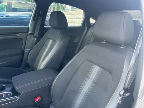 Used 2024 Honda Civic Sport image 9