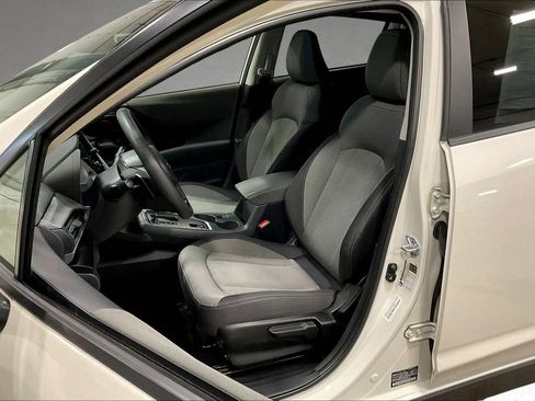 Used 2024 Subaru Crosstrek 2.0i Premium image 21