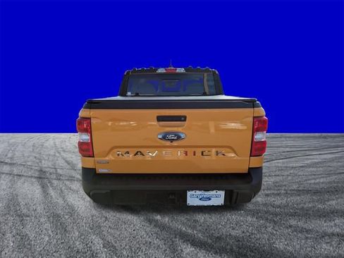 Certified 2023 Ford Maverick Lariat w/ Lariat Luxury Package FWD image 5