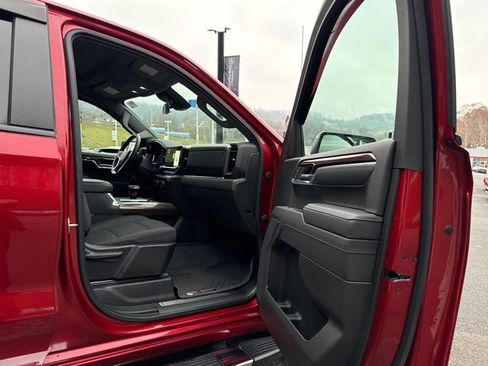 Used 2023 Chevrolet Silverado 1500 LT w/ Z71 Off-Road Package image 25