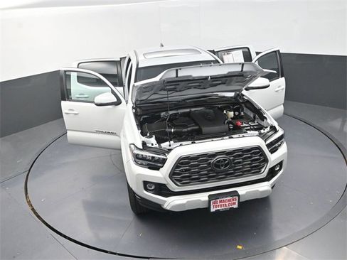 Used 2023 Toyota Tacoma TRD Sport image 36