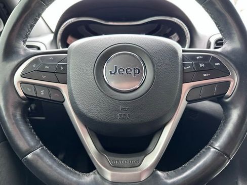Used 2020 Jeep Grand Cherokee Altitude image 13