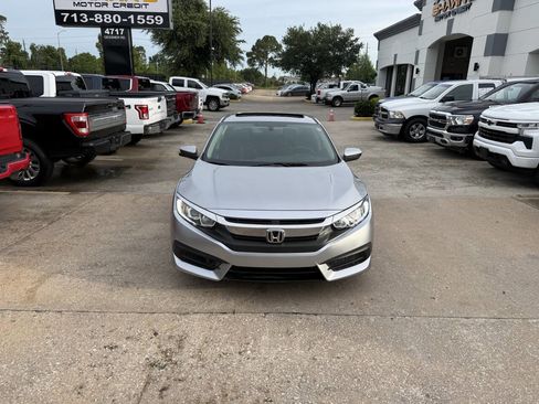 Used 2017 Honda Civic EX image 38