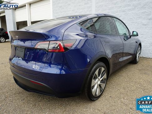 Used 2023 Tesla Model Y Long Range AWD/4WD image 10
