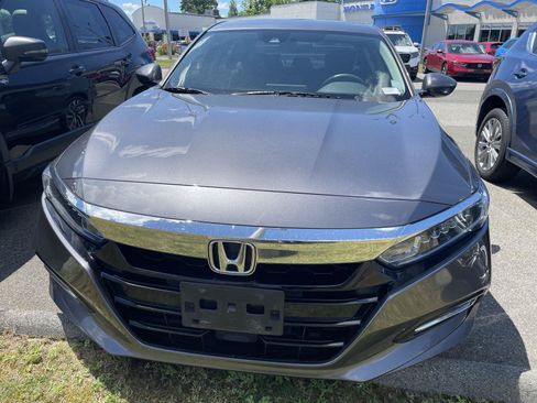 Used 2019 Honda Accord EX image 2