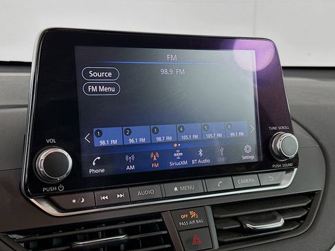 Used 2022 Nissan Altima 2.5 SV image 21