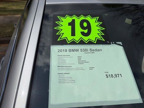 Used 2019 BMW 530i w/ Convenience Package RWD image 20