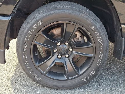 Used 2020 RAM 1500 Big Horn AWD/4WD image 8