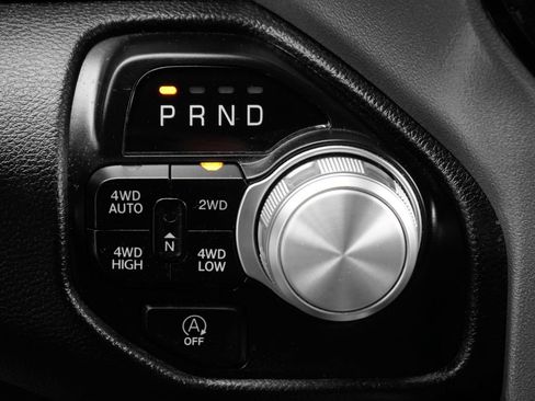 Used 2024 RAM 1500 Laramie AWD/4WD image 30