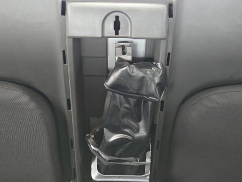 Used 2019 Nissan Frontier S image 27