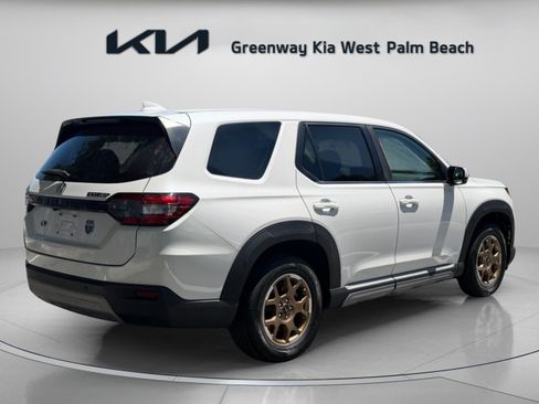 Used 2024 Honda Pilot EX-L image 7