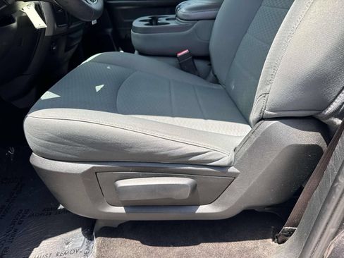 Used 2018 RAM 1500 Express w/ Express Value Package RWD image 18