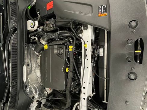 Used 2024 Chevrolet Trax LS FWD image 35