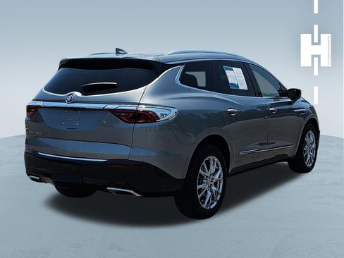 Used 2023 Buick Enclave Essence w/ Experience Buick Package FWD image 4