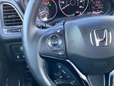 Used 2021 Honda HR-V Sport image 24