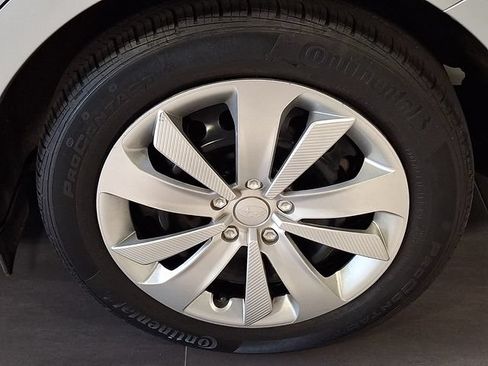 Used 2020 Subaru Impreza 2.0i AWD/4WD image 11