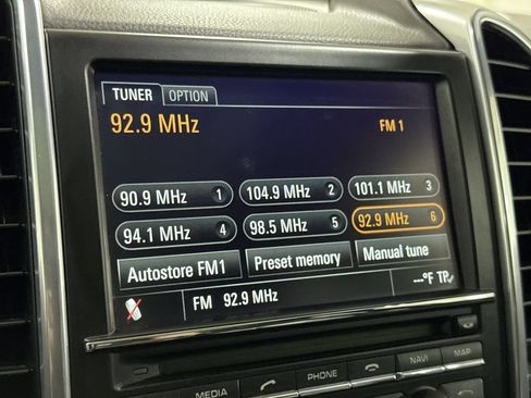 Used 2013 Porsche Cayenne S AWD/4WD image 14