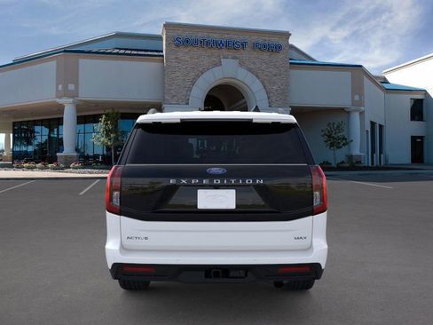 New 2026 Ford Expedition Max Active image 5