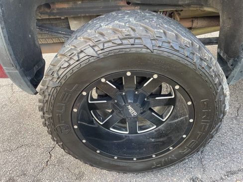 Used 2019 GMC Sierra 1500 SLT w/ SLT Premium Package image 12