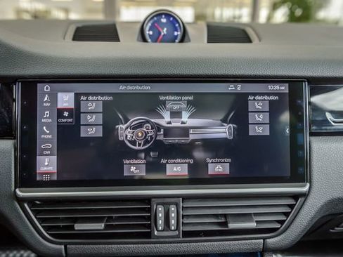 Used 2019 Porsche Cayenne image 23