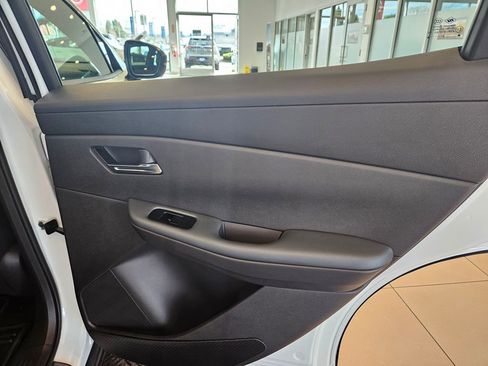 New 2026 Nissan Leaf SV+ w/ Illuminated Package FWD image 27