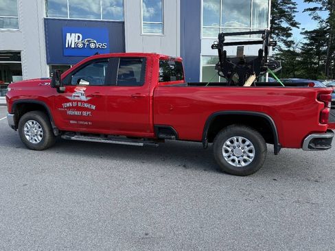 Used 2021 Chevrolet Silverado 3500 LT w/ All Star Edition AWD/4WD image 8