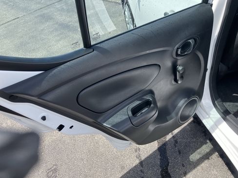 Used 2019 Nissan Versa S Plus FWD image 12