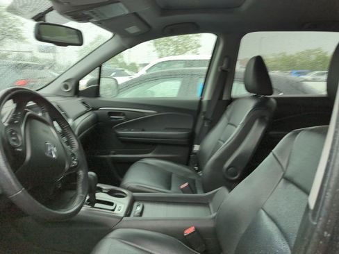 Used 2017 Honda Pilot EX-L image 6