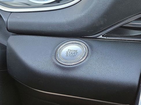 Used 2024 Genesis GV80 2.5T image 31