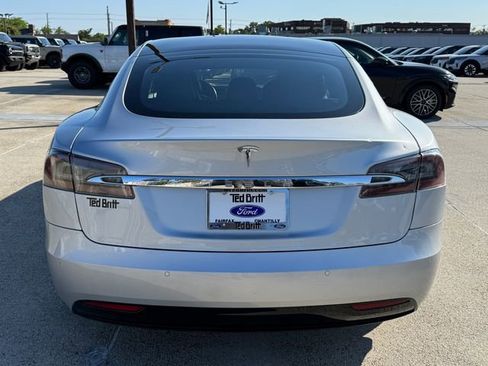 Used 2017 Tesla Model S 75D AWD/4WD image 10