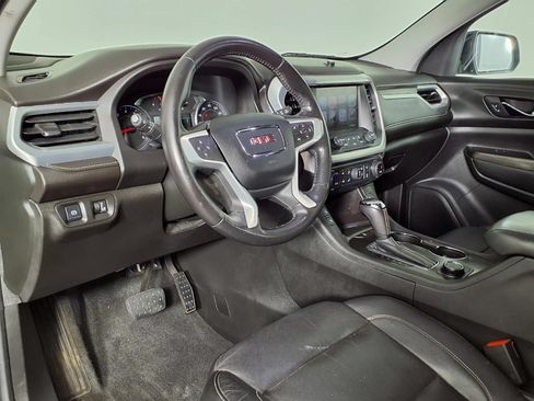 Used 2017 GMC Acadia SLT FWD image 16