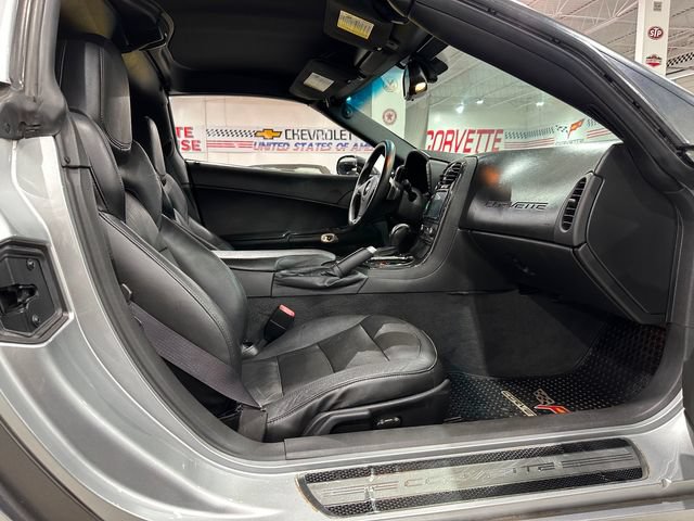 Used 2012 Chevrolet Corvette Coupe RWD image 10
