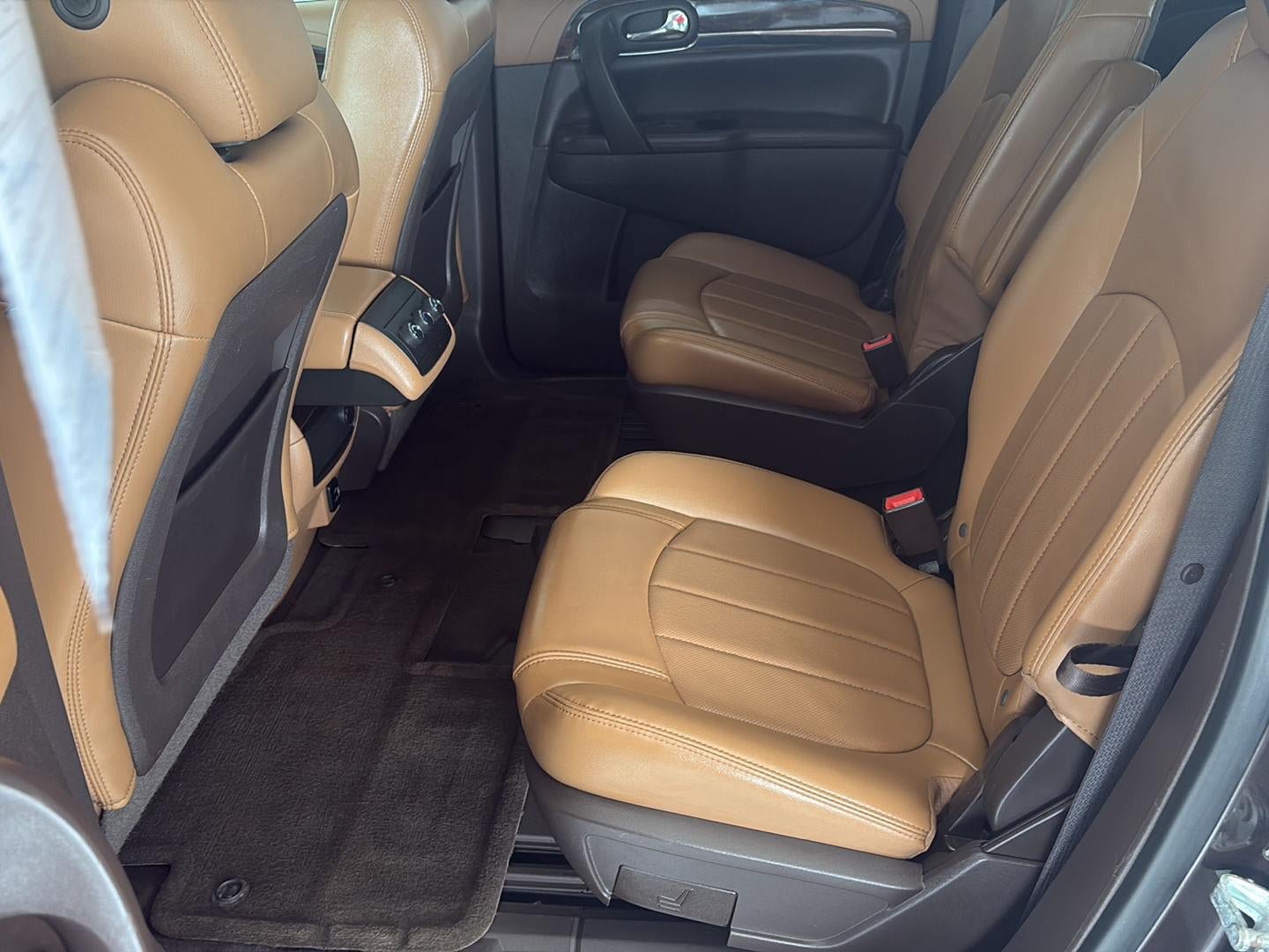 Used 2017 Buick Enclave Leather AWD/4WD image 8