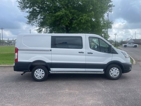 Used 2023 Ford Transit 250 Low Roof w/ Exterior Upgrade Package RWD image 10