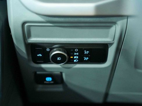 Used 2023 Ford F150 XLT image 22