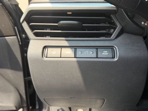 Used 2019 Nissan Altima 2.5 Platinum FWD image 14