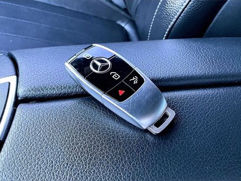 Used 2023 Mercedes-Benz E 350 Sedan image 34