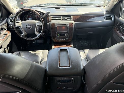 Used 2014 GMC Yukon XL Denali AWD/4WD image 14