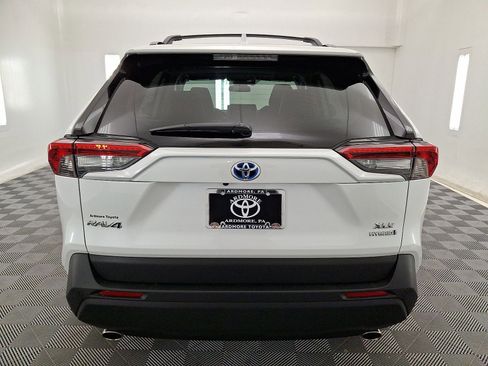 Certified 2023 Toyota RAV4 XLE Premium image 23